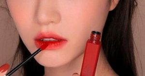 Menjaga Kesehatan Bibir Panduan Memilih Lip Tint Yang Menghidrasi Dan Mencegah Bibir Kering